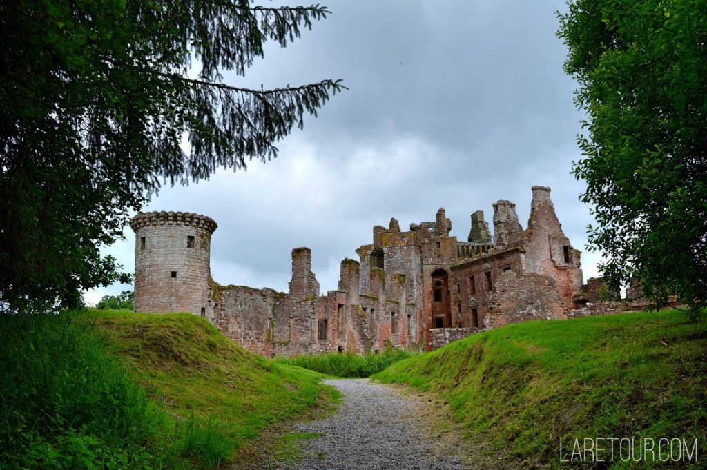 Caerlaverock Castle Solway Tours Guided Historic Tours Across